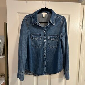 H&M Button Down Denim Long Sleeve Top Size Small